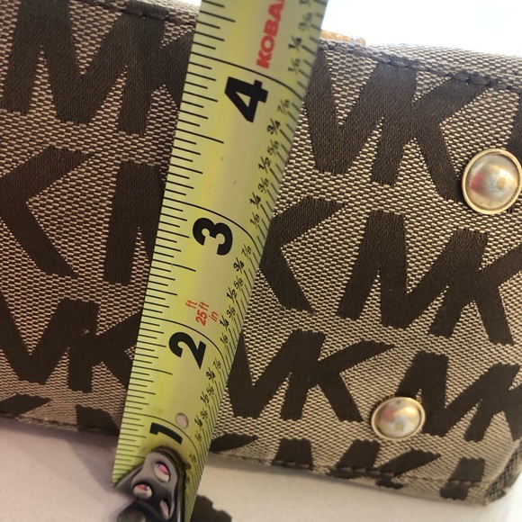 Michael Kors Tote Bag - Picture 6 of 16